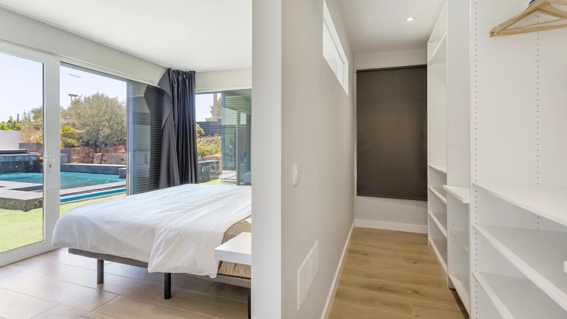 Laian Villa Triquivijate Feriehus